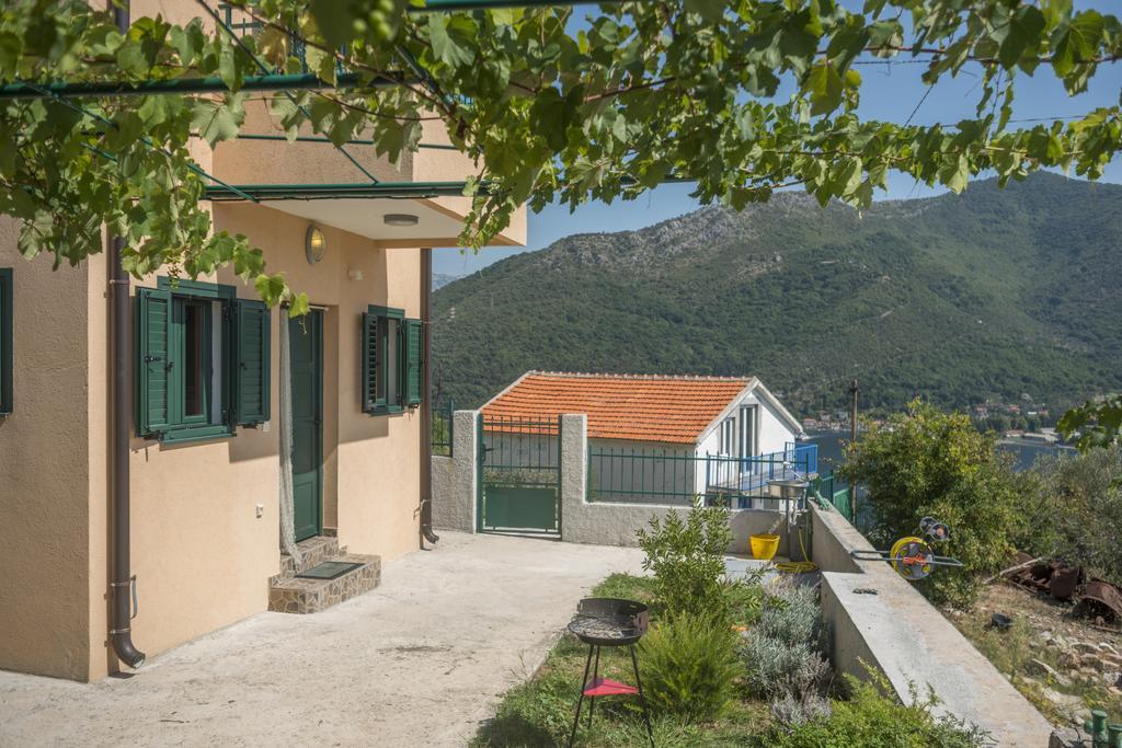 Holiday Home Sunny Hill Kamenari Phòng bức ảnh
