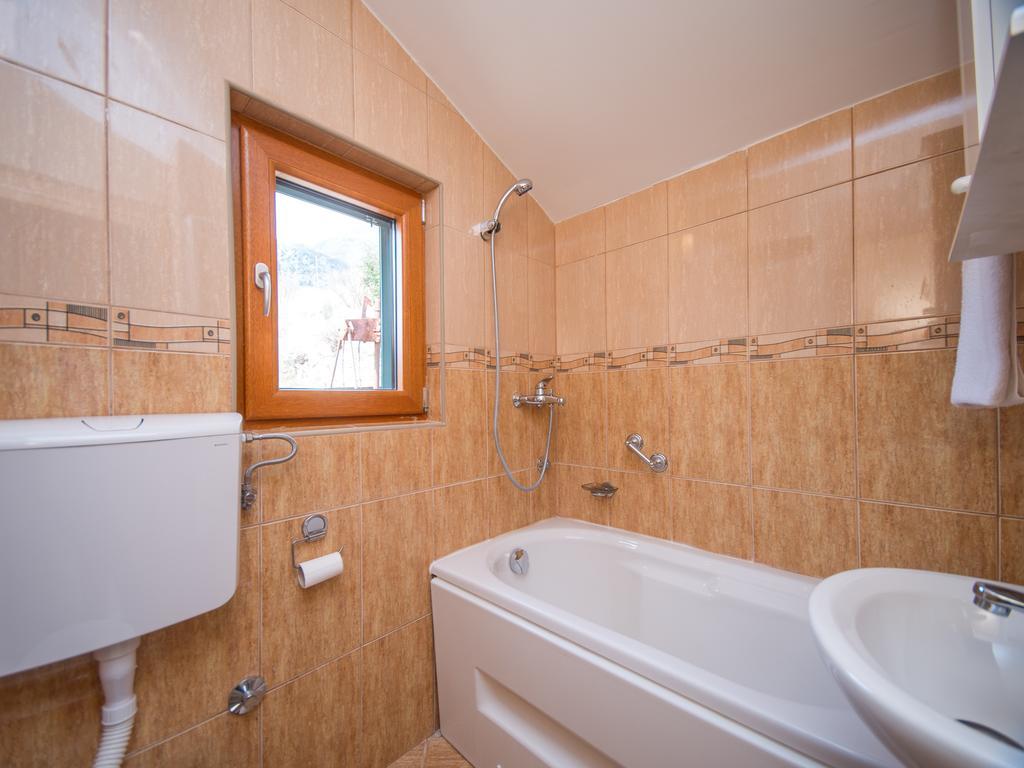 Holiday Home Sunny Hill Kamenari Phòng bức ảnh